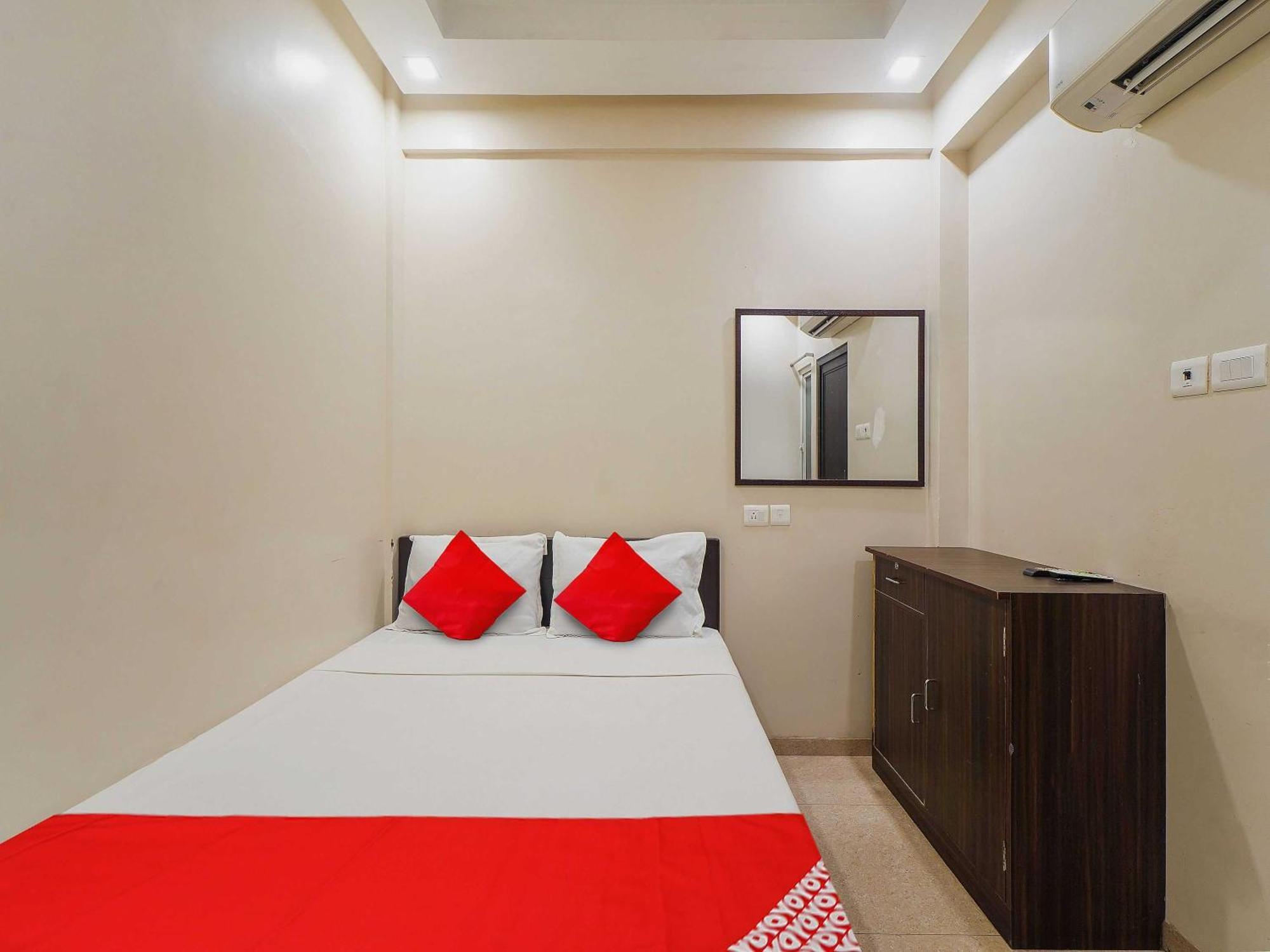 Hotel O Saravana'S Park Chennai Exterior photo