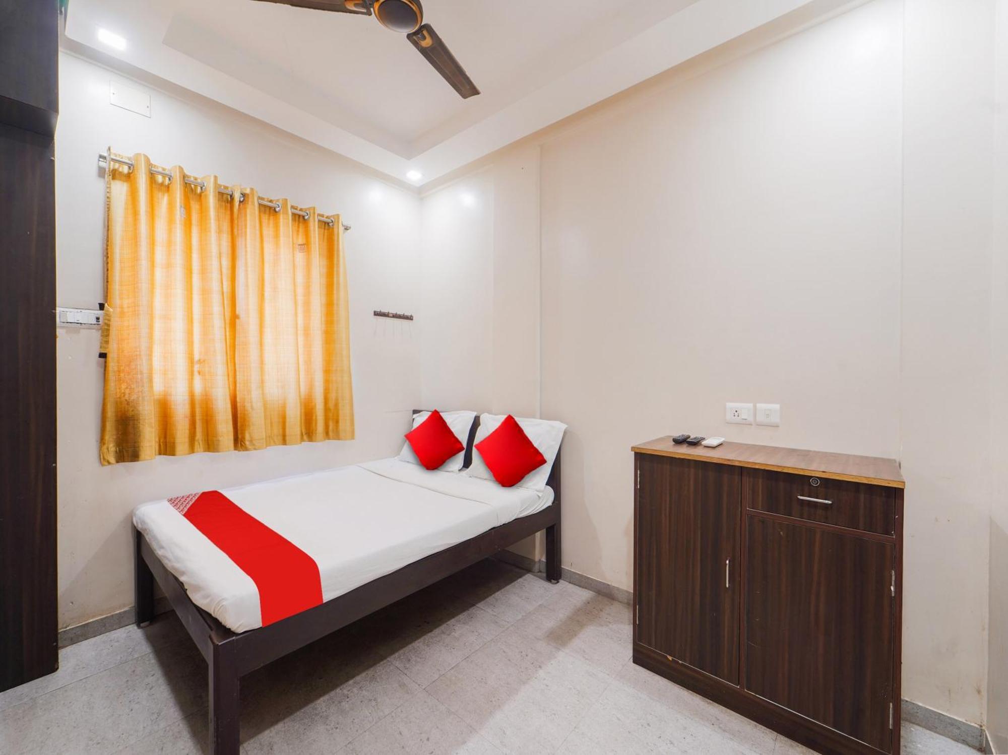 Hotel O Saravana'S Park Chennai Exterior photo